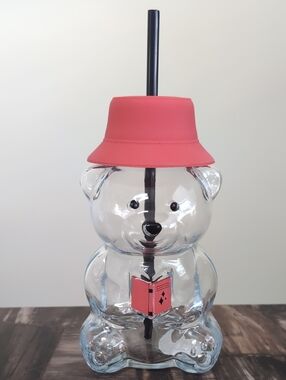 Sculpted Reading Glass Bear Tumbler with Straw, Silicone Cap 🧢